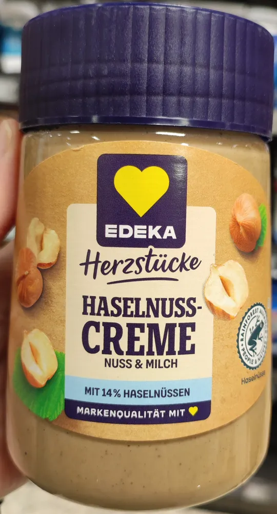 Haselnuss Creme