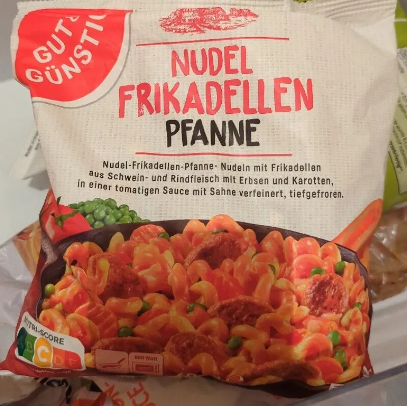nudel frikadelle Pfanne