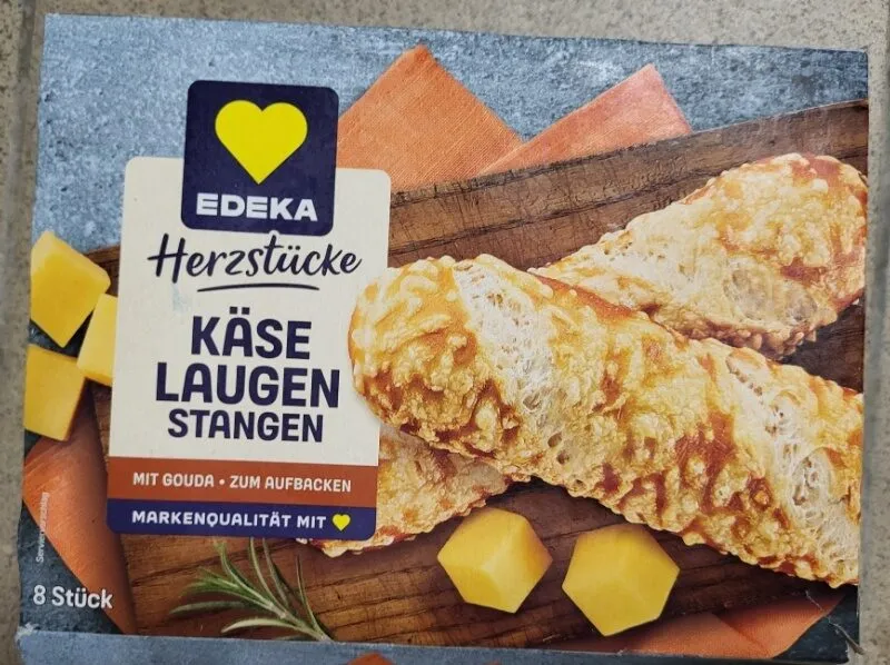 Käse-Laugen-Stangen