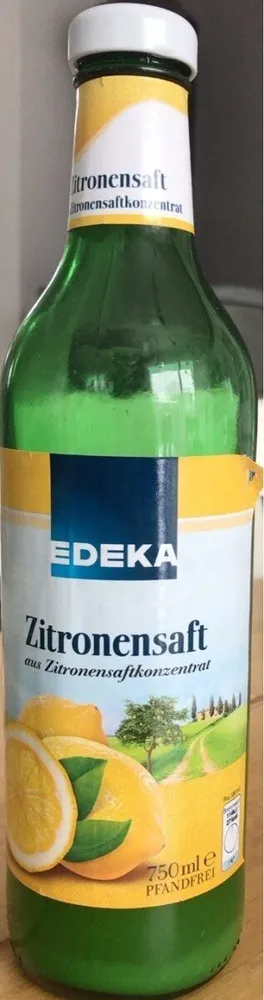 Zitronensaft aus Zitronensaftkonzentrat