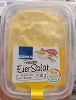 Eiersalat mit Bacon und Schnittlauch