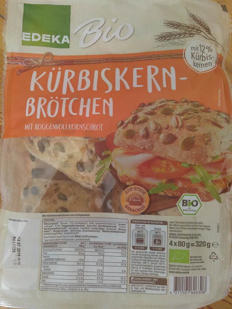 Kürbiskern-Brötchen