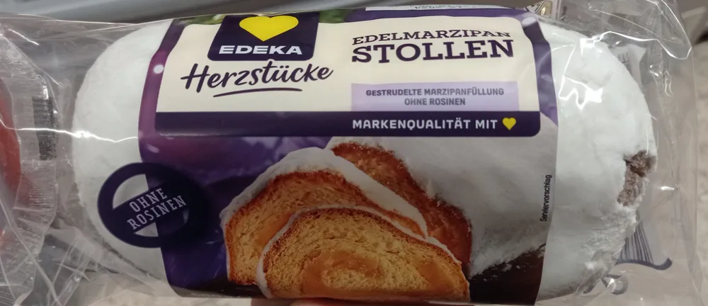Edelmarzipan Stollen