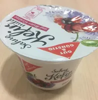 Sahne Kefir mild mit roter Grütze