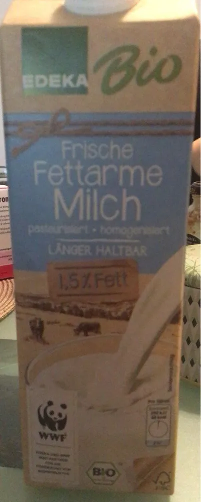 Frische fettarme Milch