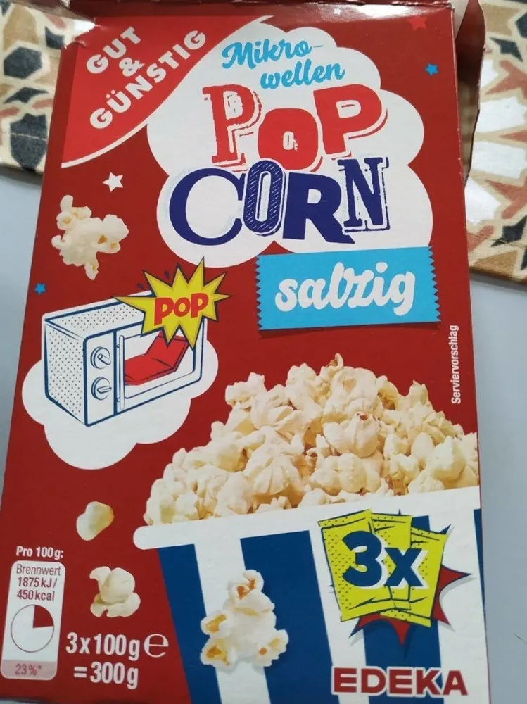 Microwellen-Popcorn salzig