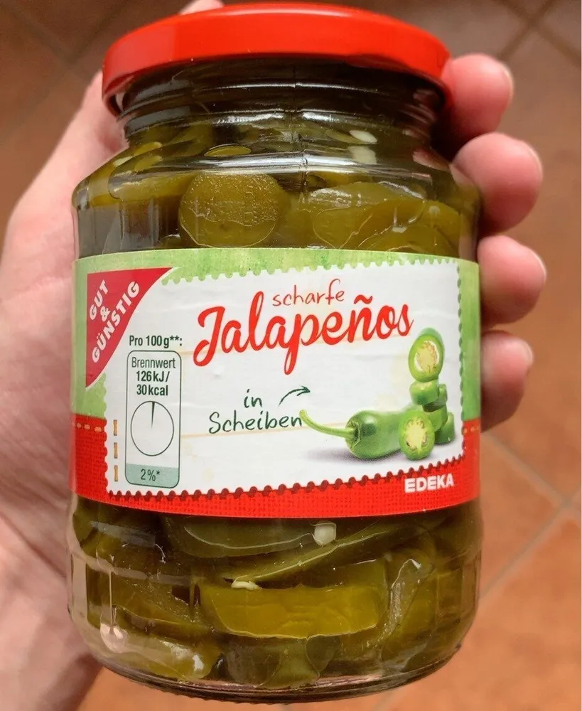 Scharfe Jalapenos in Scheiben