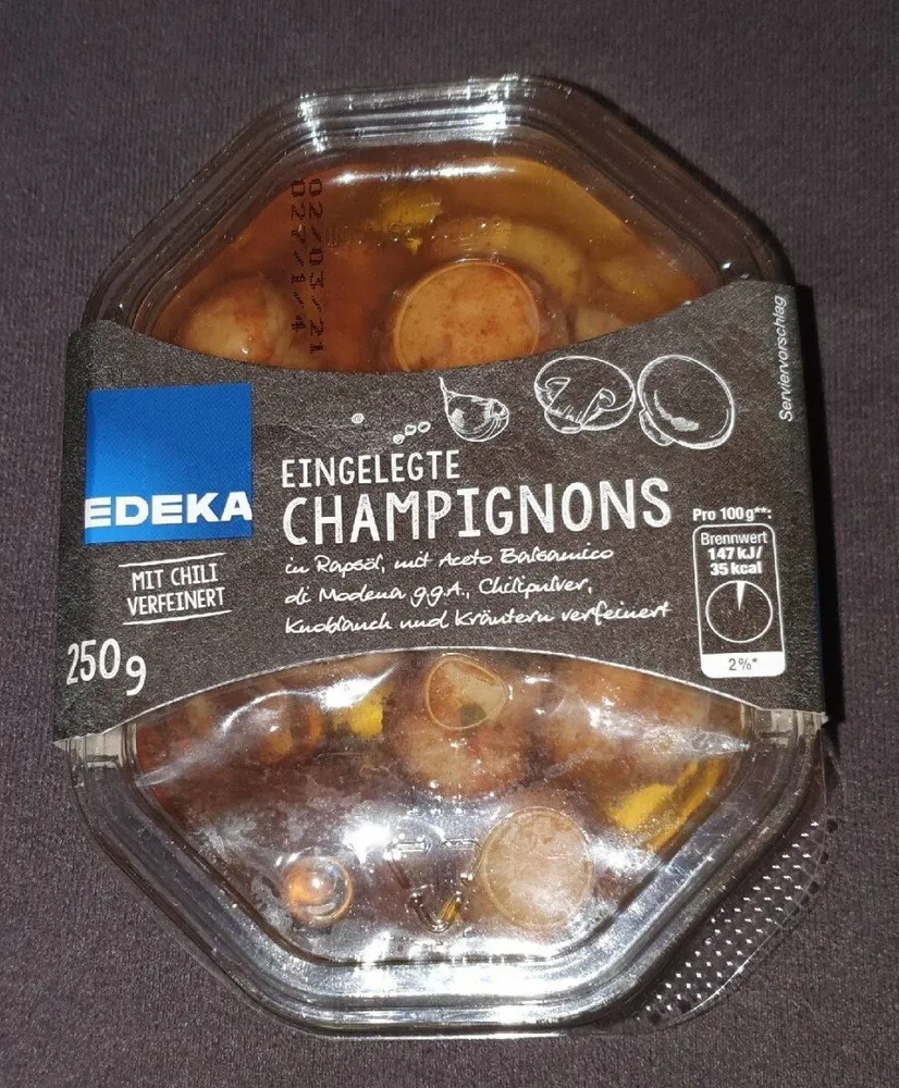 Eingelegte Champions mit Chili verfeinert