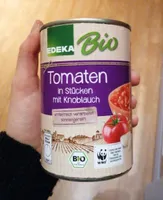 Tomaten in Stücken mit Knoblauch