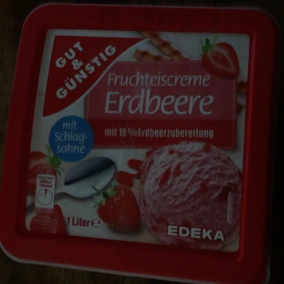 Erdbeereis