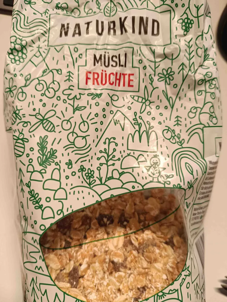 Früchte Müsli