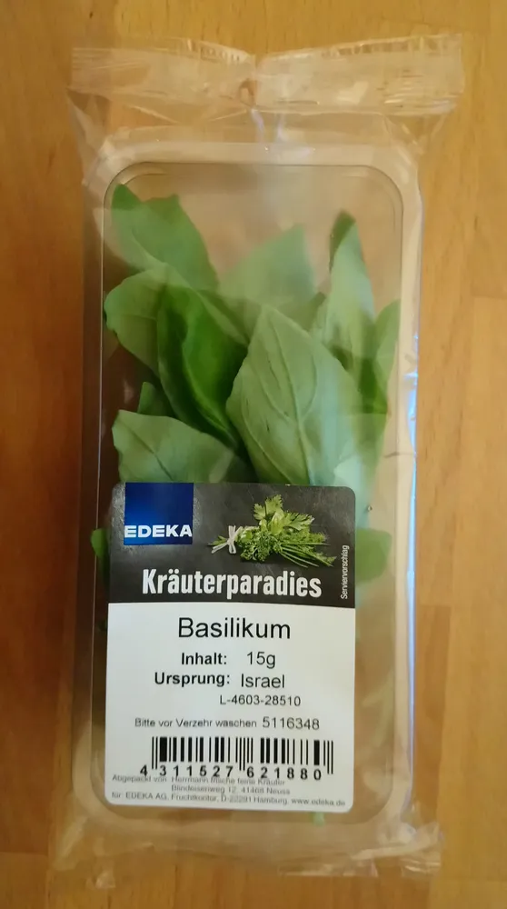 Kräuterparadies Basilikum