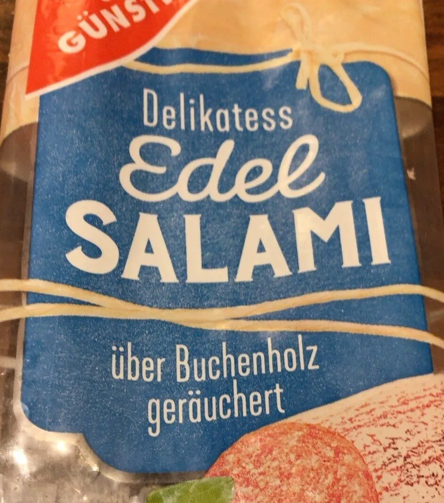 Delikatess Edel Salami über Buchenholz geräuchert