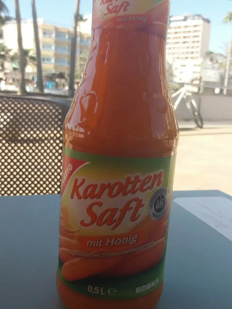 Karotten Saft mit Honig