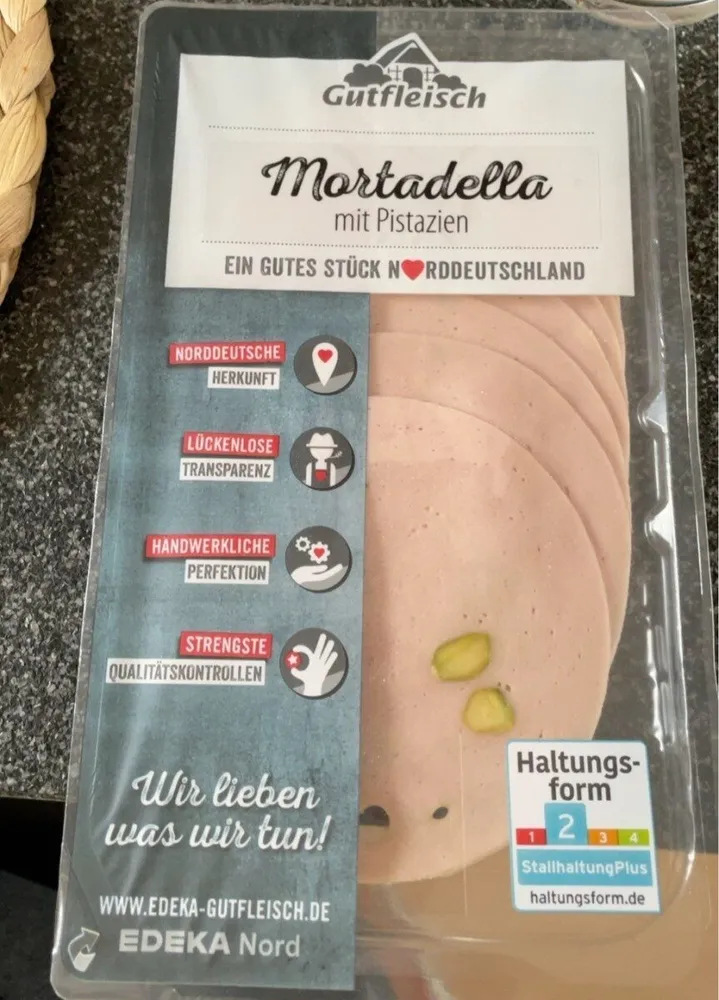 Mortadella mit Pistazien