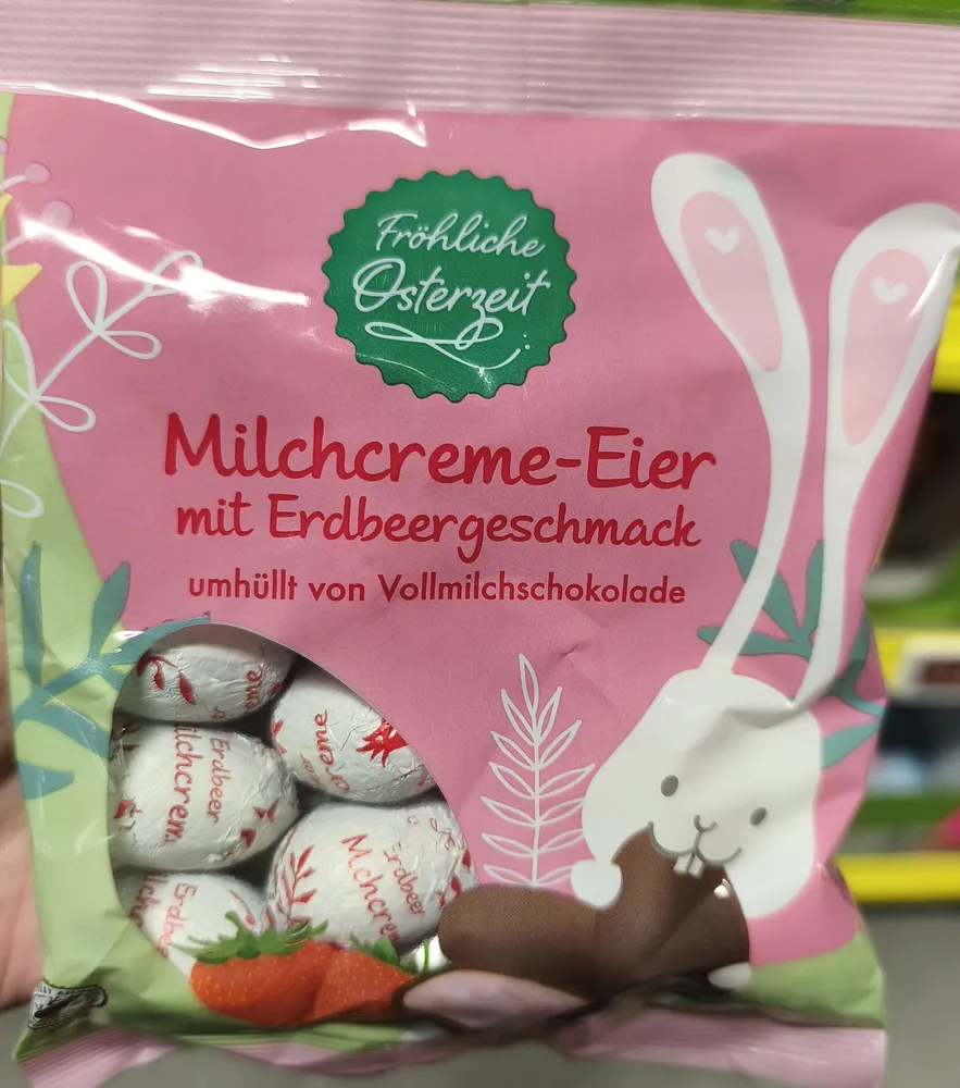 Milchcreme-Eier mit Erdbeergeschmack