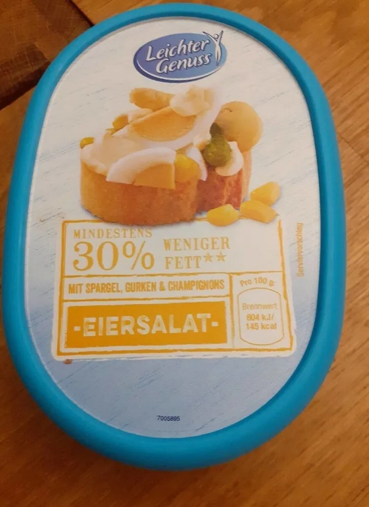 Leichter Eiersalat mit Spargel, Gurken und Champignons