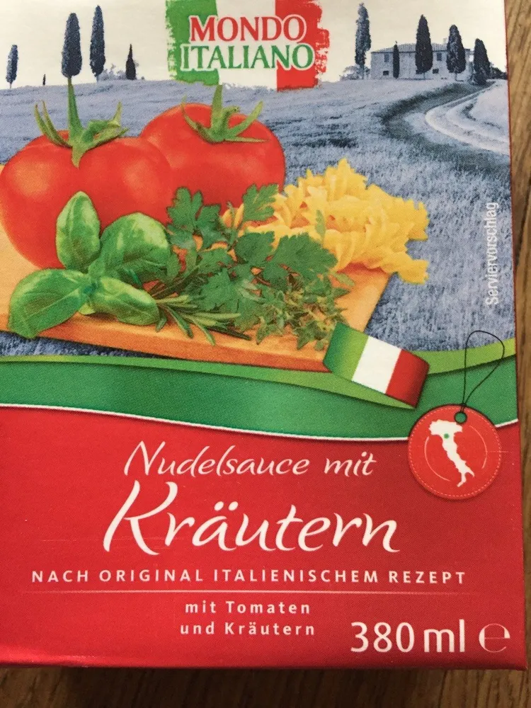 Nudelsauce aus italienischen Tomaten mit Kräutern