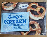 Laugenbrezen mit Hagelsalz