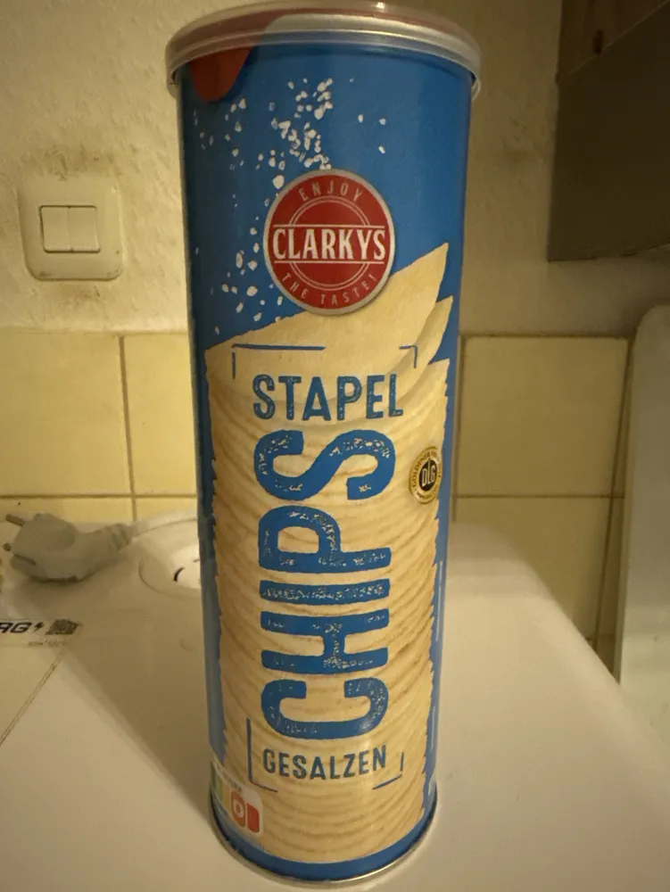 Stapelchips gesalzen
