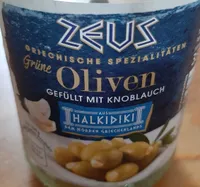 Grüne Oliven mit Knoblauch