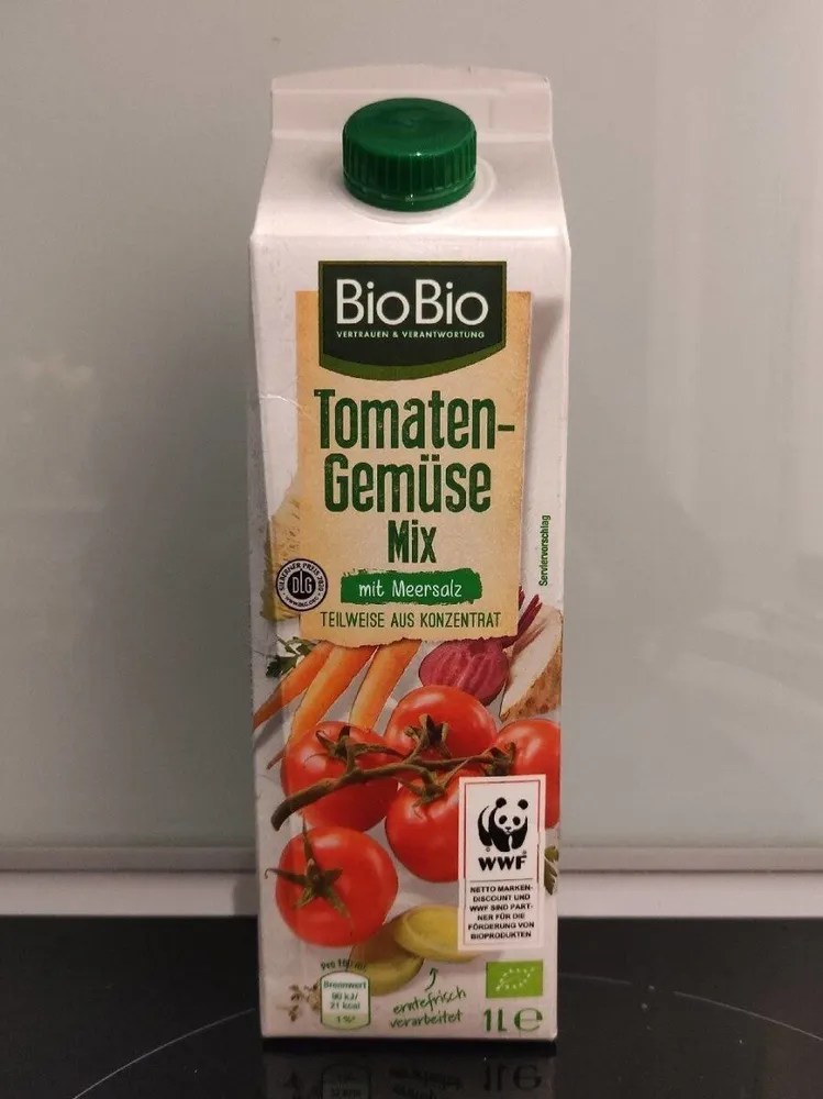 Tomaten-Gemüsesaft