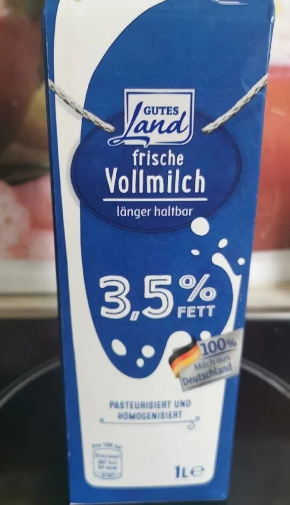 Frische Vollmilch