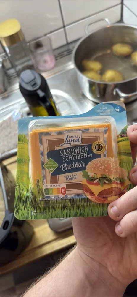 Sandwichscheiben mit Cheddar Käse