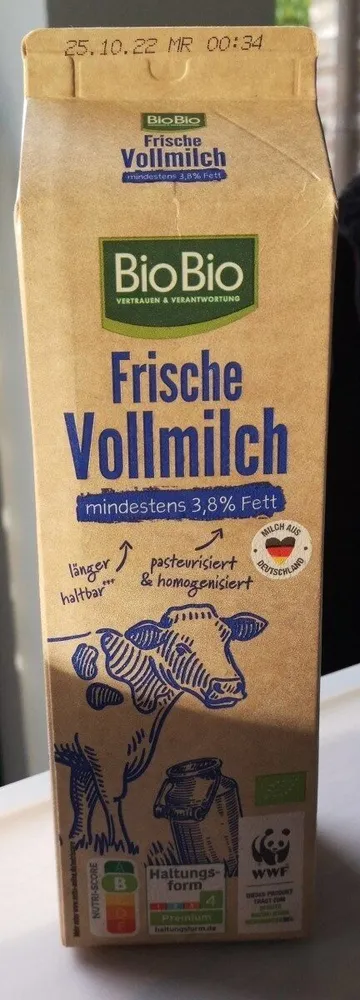 Frische Vollmilch