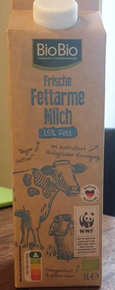 Frische fettarme Milch