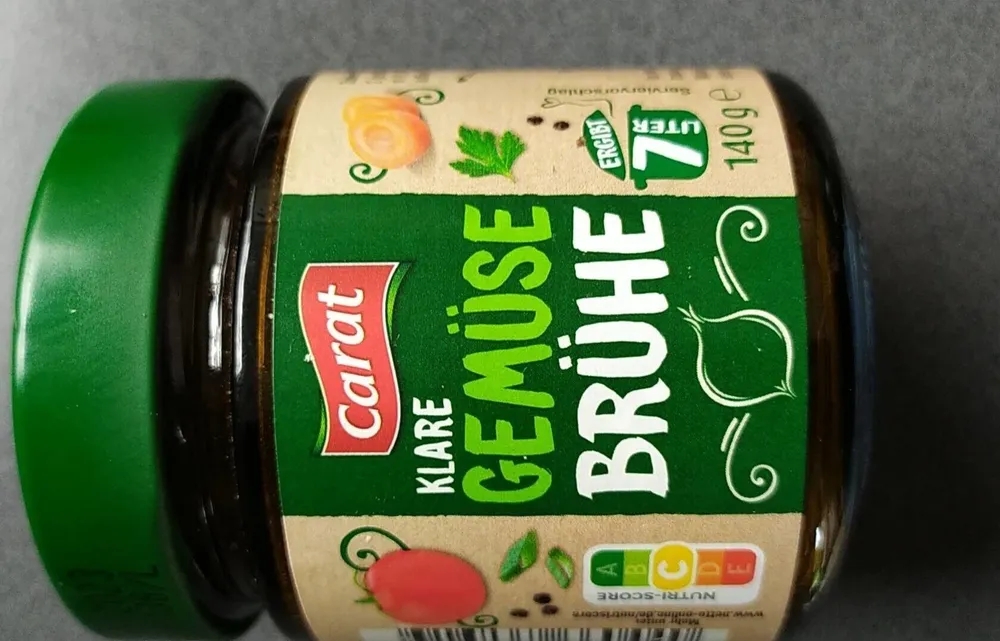 Klare Gemüsebrühe