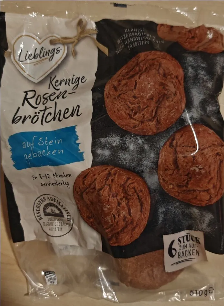 Kernige Rosenbrötchen