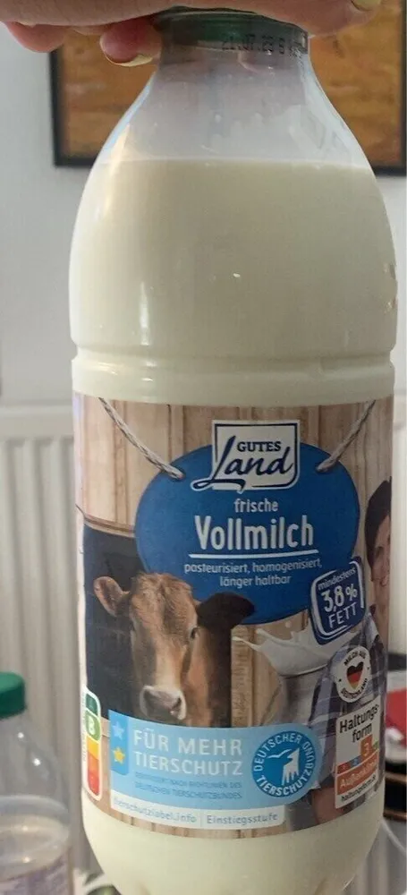 frische Vollmilch