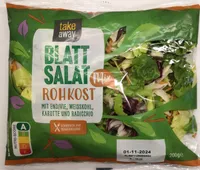 Blattsalat Mix Rohkost mit Endivie, Weißkohl, Karotte und Radicchio