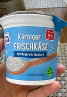 Körniger Frischkäse mit Magermilchjoghurt