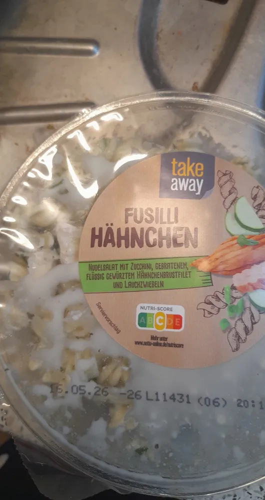 Nudelsalat Fusilli-Hähnchen