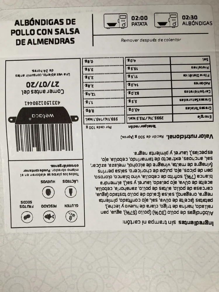 Albóndigas de pollo con salsa de almendras