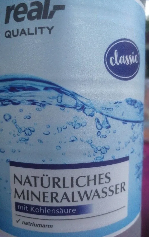 classic naturliches mineralwasser