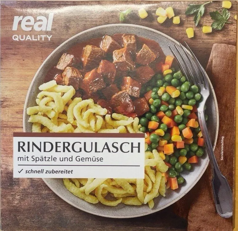 Rindergulasch mit Spätzle und Gemüse