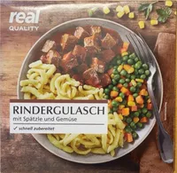 Rindergulasch mit Spätzle und Gemüse