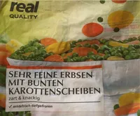 Sehr feine Erbsen mit bunten Karottenscheiben