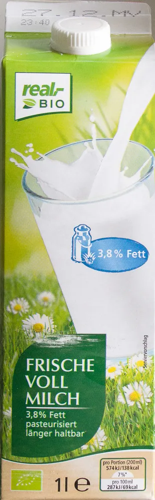 Frische Vollmilch