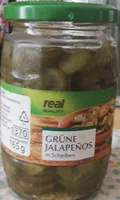 Grüne Jalapenos in Scheiben