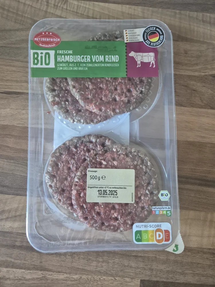 Frische Hamburger vom Rind