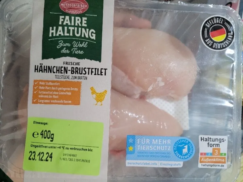 FRISCHE HÄHNCHEN-BRUSTFILET