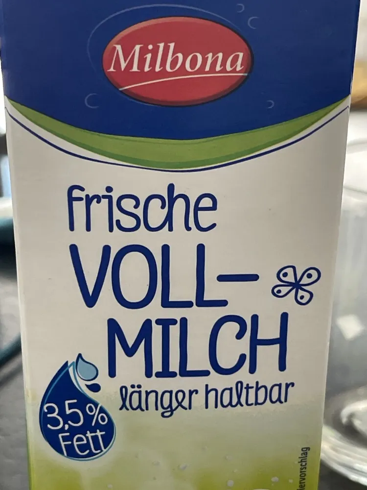 frische VOLL-MILCH länger haltbar 3,5% Fett