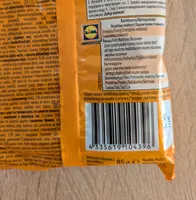 Instant noodles chicken flavor