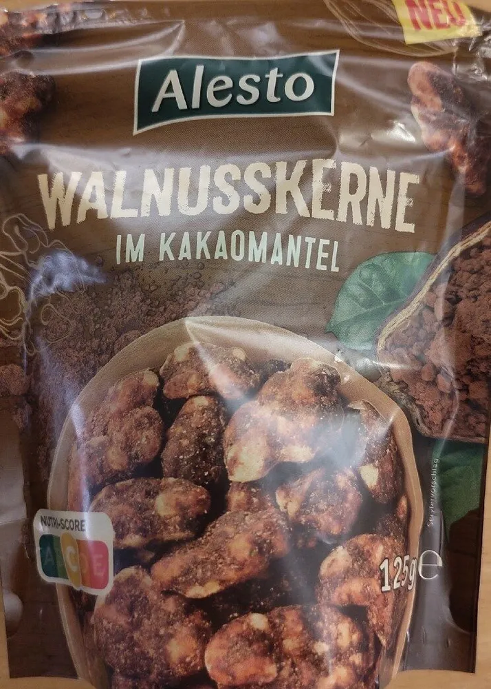 Walnusskerne im Kakaomantel