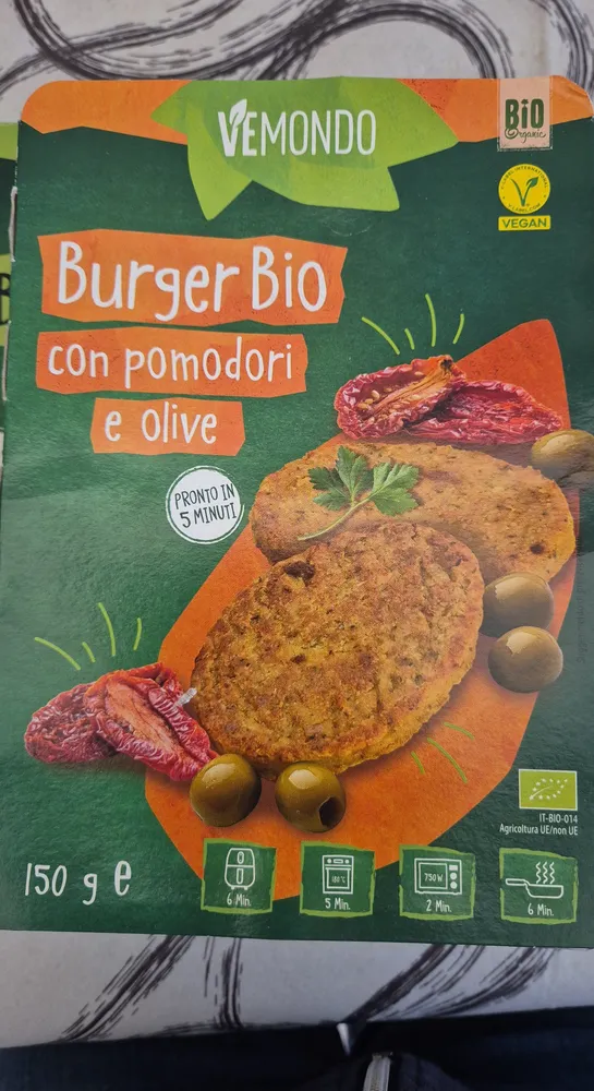 Burger Bio con pomodori e olive