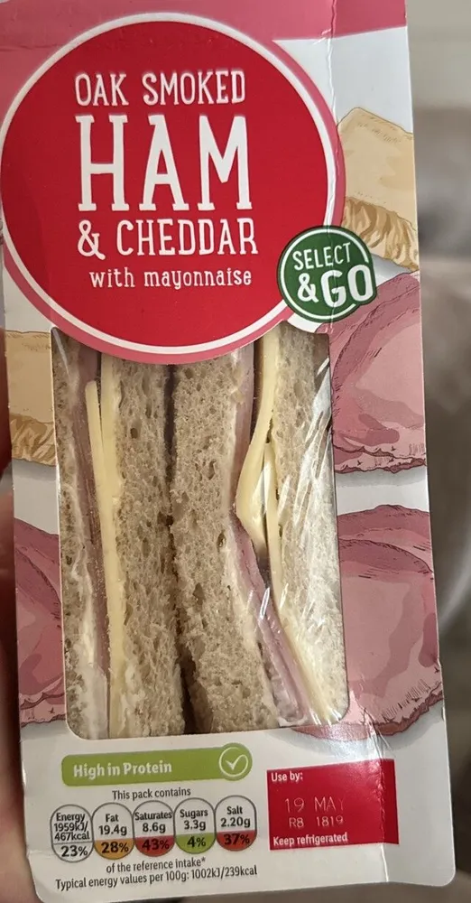 Oak Smoked Ham & Cheddar with Mayonnaise